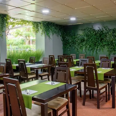 Rocha Mar Beach Apartment 2 * Портиман